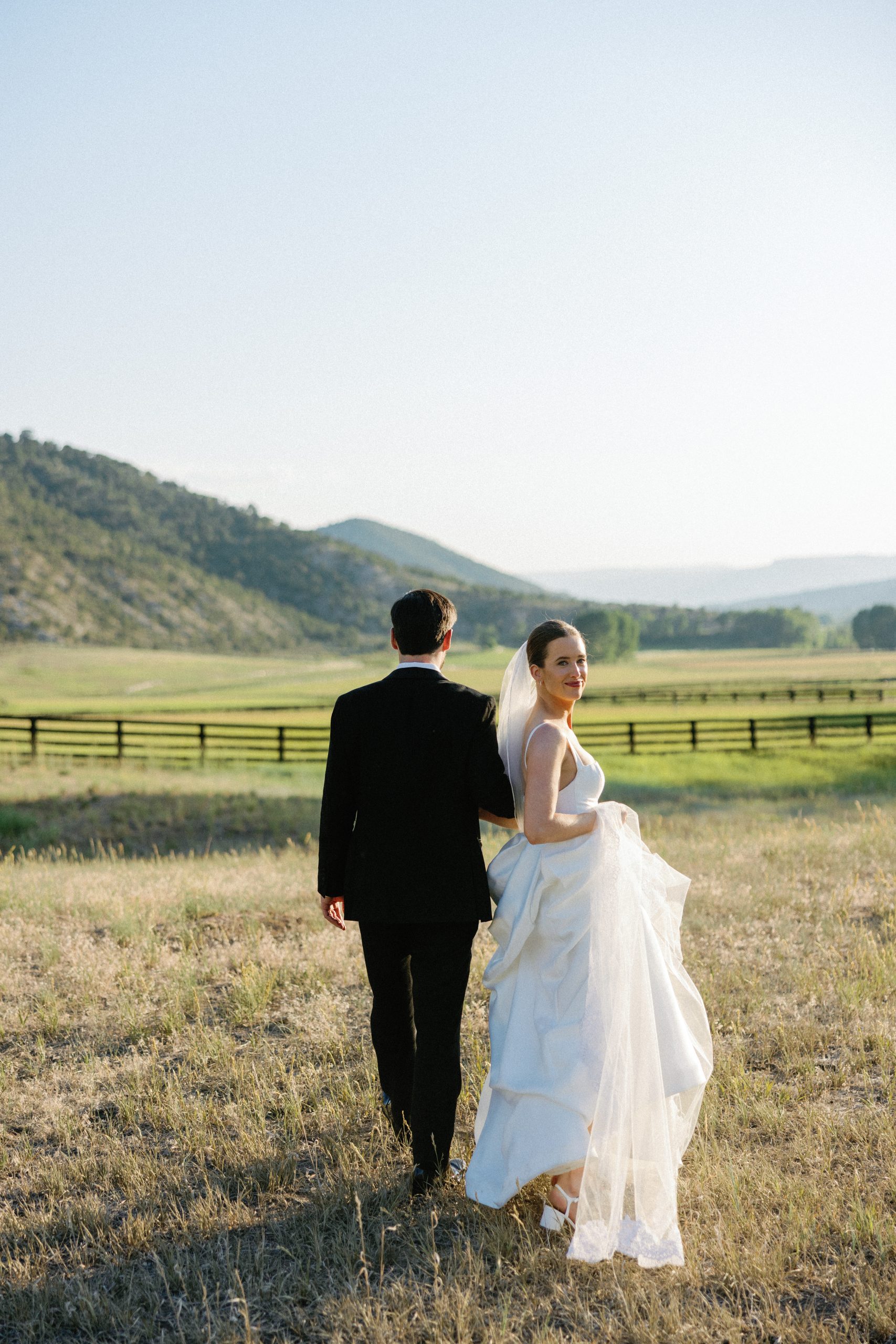 Stephanie-Sam-by-Sarah-Porter-0077-scaled