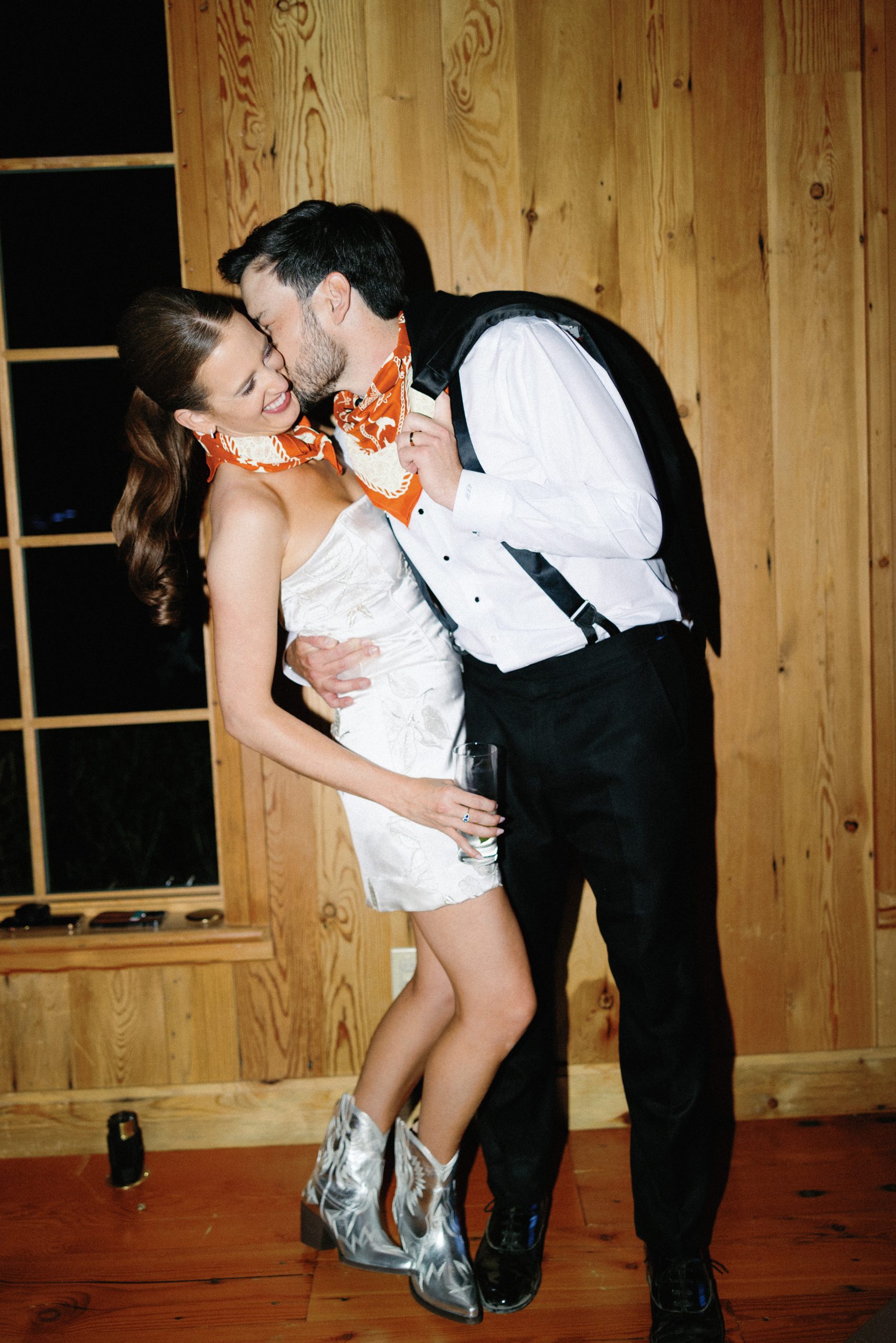 Stephanie-Sam-by-Sarah-Porter-0156-scaled